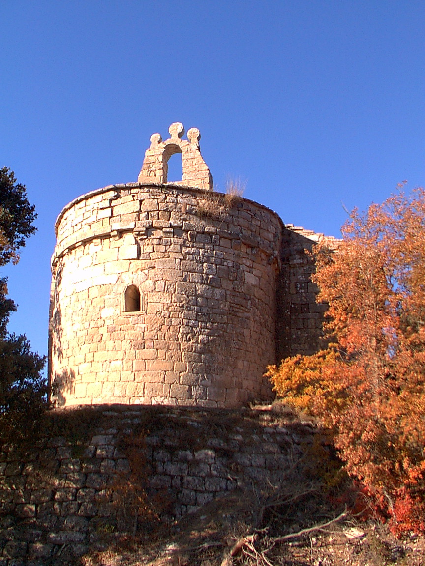 Esteles funeràries de l'església de savella 