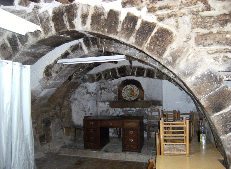 Forn "nou" del comú de la vila 