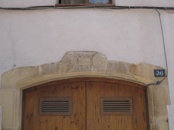 C. font del vall, 36. 