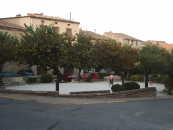 Antic cementiri   plaça del portalet 