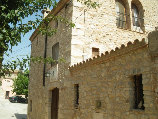 C. de l'església, 24  antic cafè. 