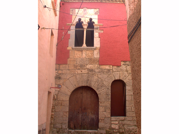 C. de la vila, 14   cal reganyós 