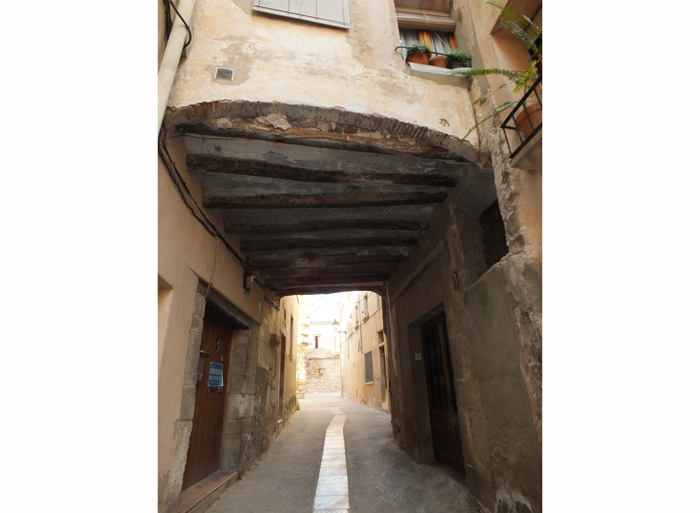 Volta del carrer de la vila 