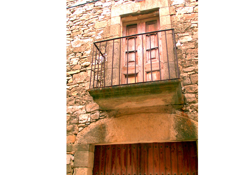 C. de la pobla, 01   cal trudes 