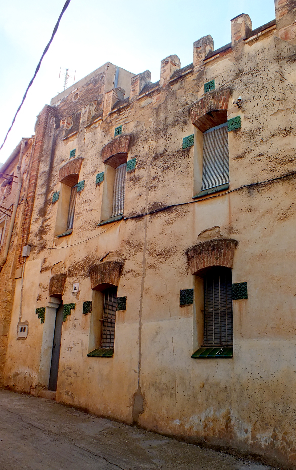 Pl. mossèn gaietà, 02 cal militar 