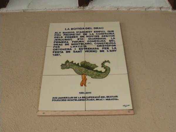 Cal xolis. la "botiga del drac" medieval. 