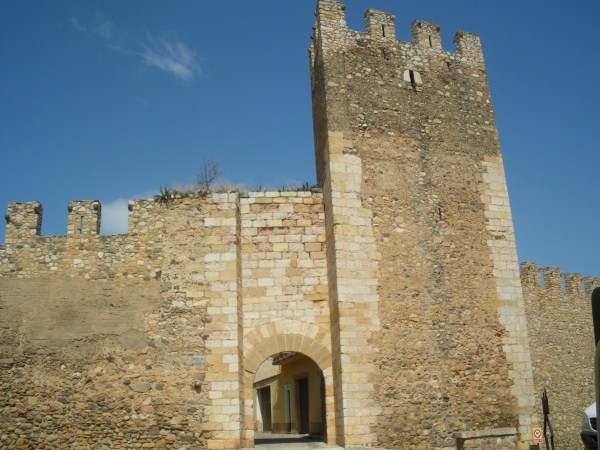 C. muralla de jaume ii   torre 12 