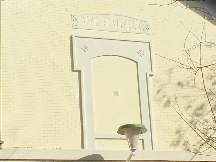 C. major, 88   antiga estació de tren 