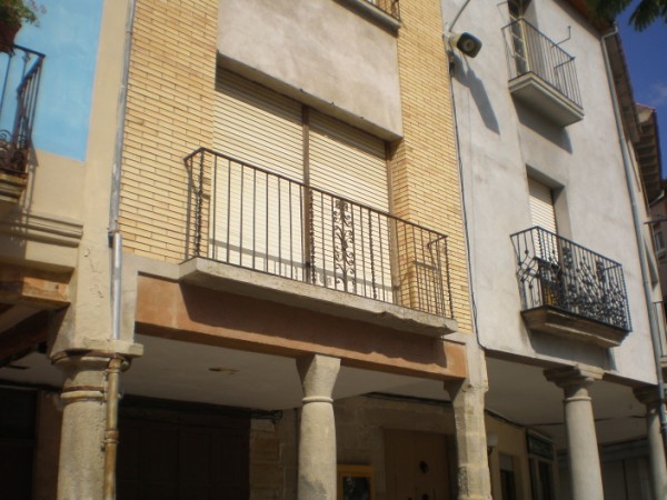 Pl. major, 16   cal puig de la plaça 