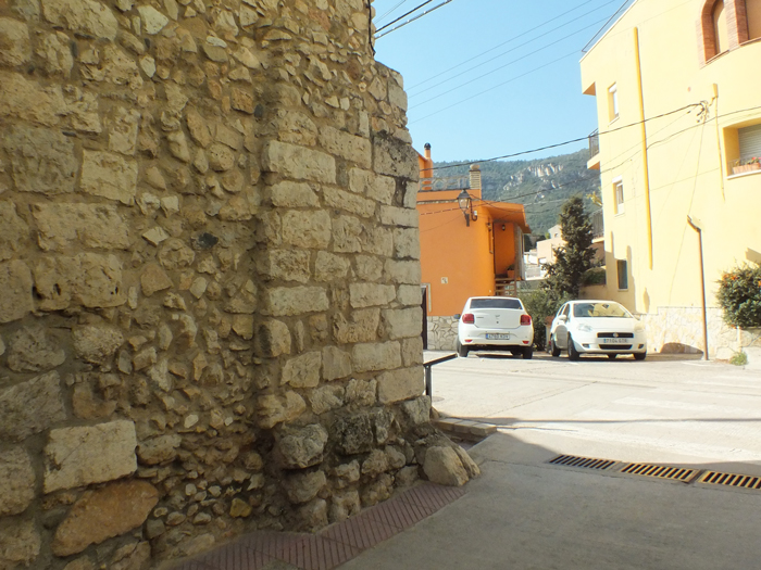 Restes del portal de la muralla 