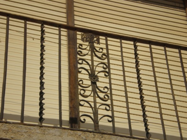 Pl. major, 16   cal puig de la plaça 