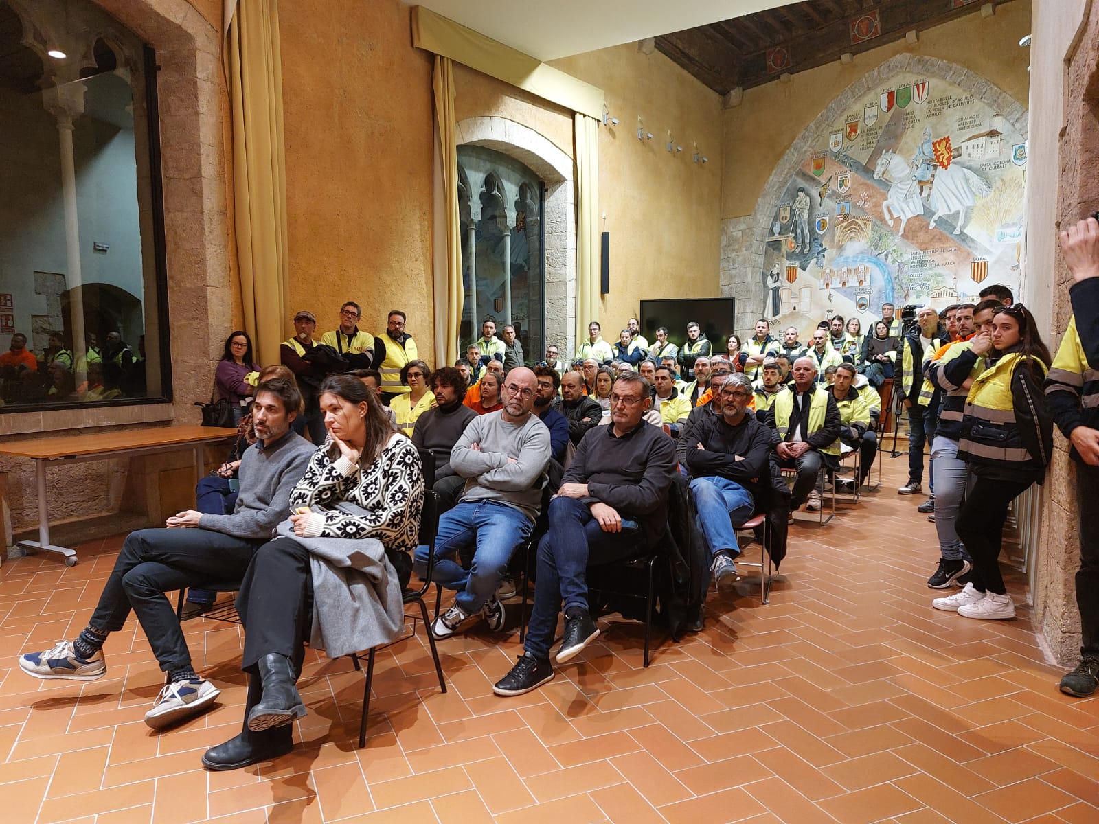 El consell d’alcaldesses i alcaldes de la conca de barberà dona suport unànime als treballadors d’international paper1.jpeg