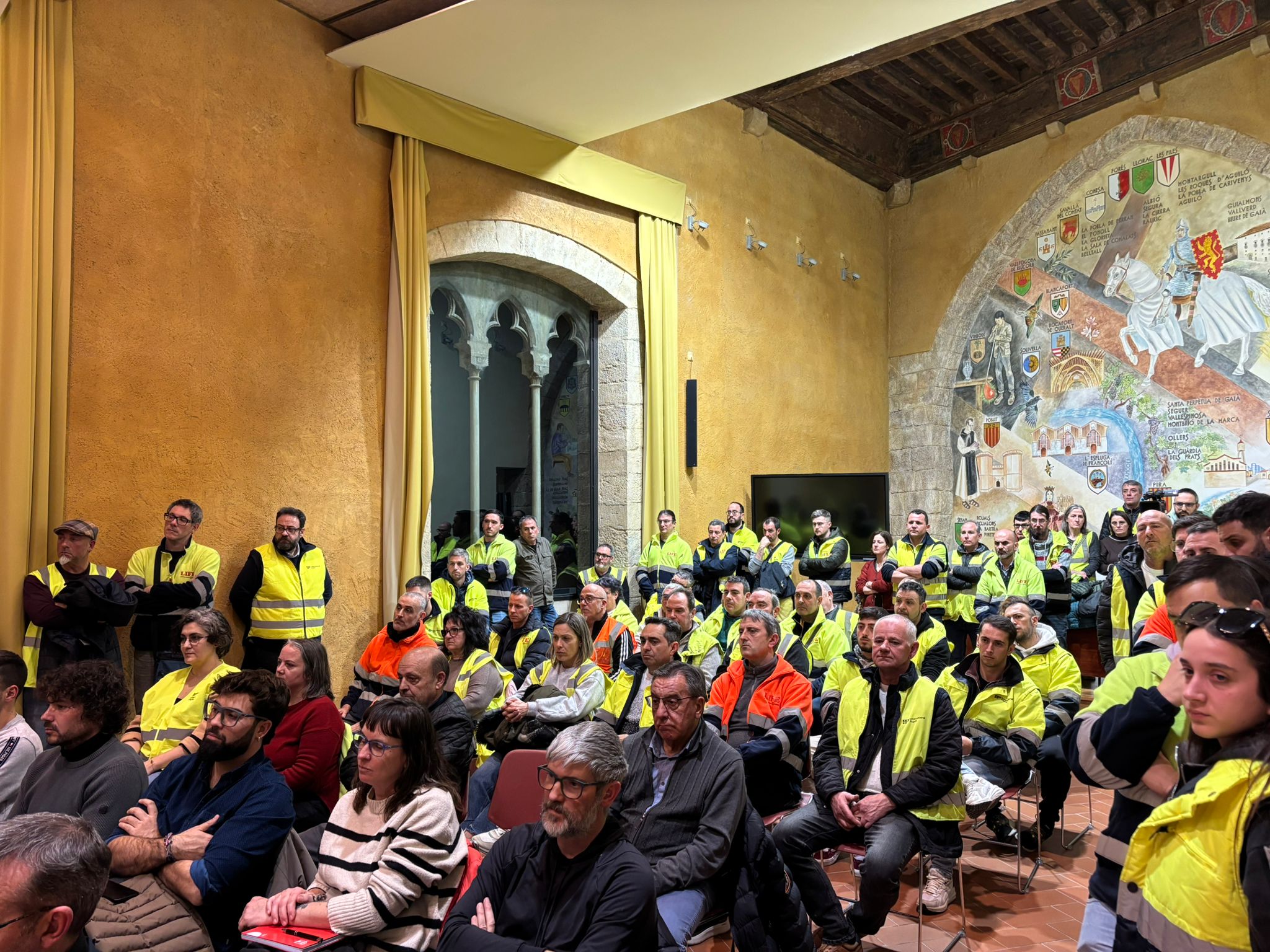 El consell d’alcaldesses i alcaldes de la conca de barberà dona suport unànime als treballadors d’international paper2.jpeg