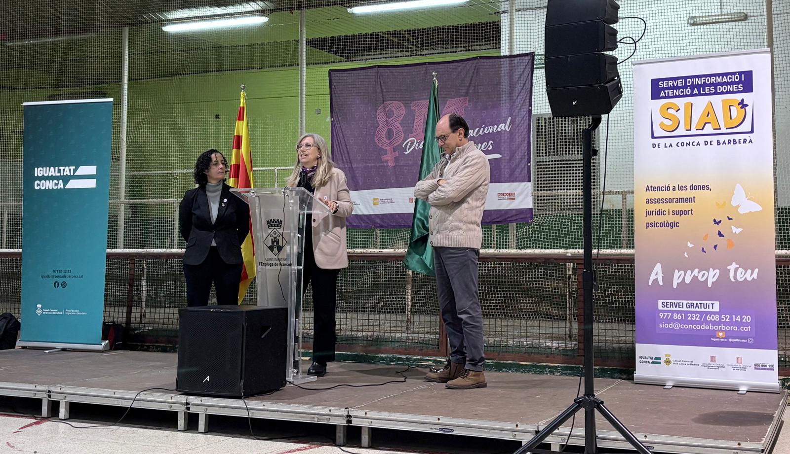 Més d’un centenar de persones participen en l’acte institucional comarcal del dia internacional de les dones a l’espluga de francolí.jpeg