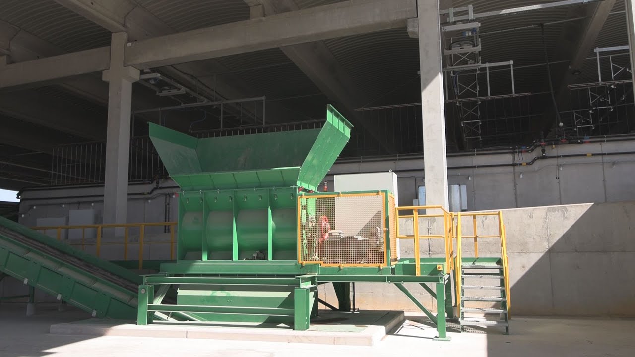 Millora de les infraestructures per a la gestió dels residus municipals