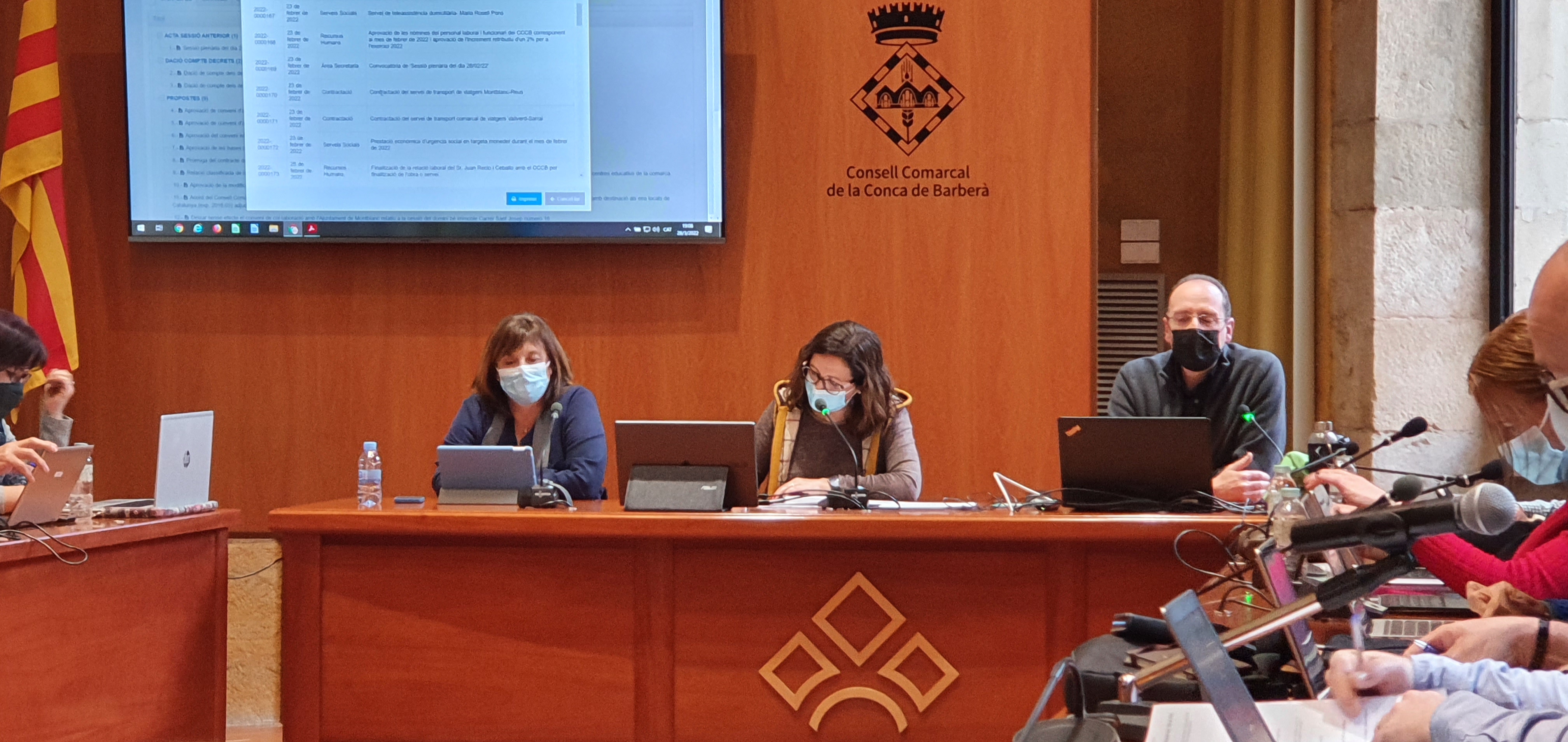 El ple del consell comarcal aprova la moció per a donar suport a les mesures contra l'exclusió financera