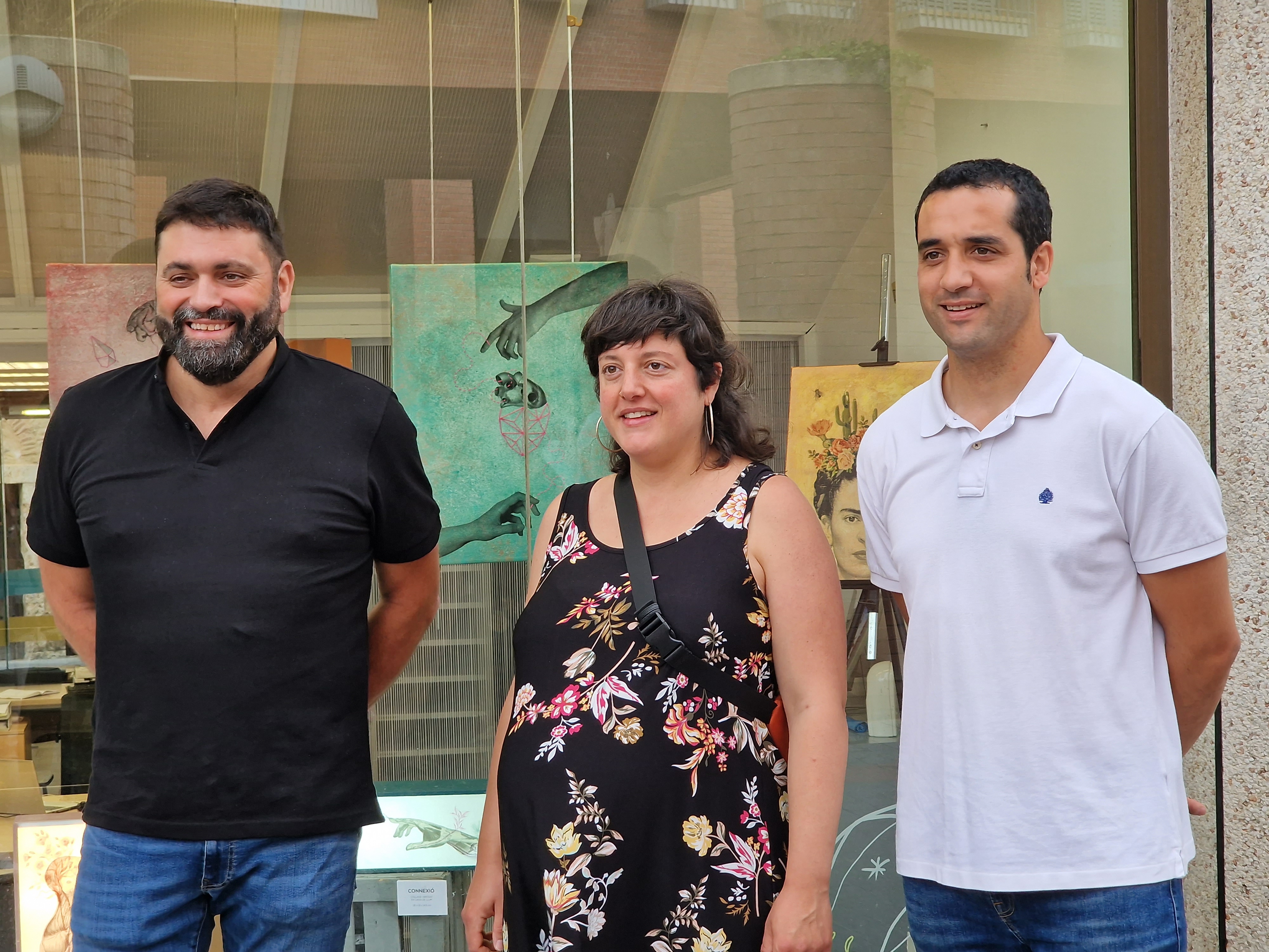 Inaugurada la mostra d'art jove de la conca de barberà a l'aparador jove baix penedès