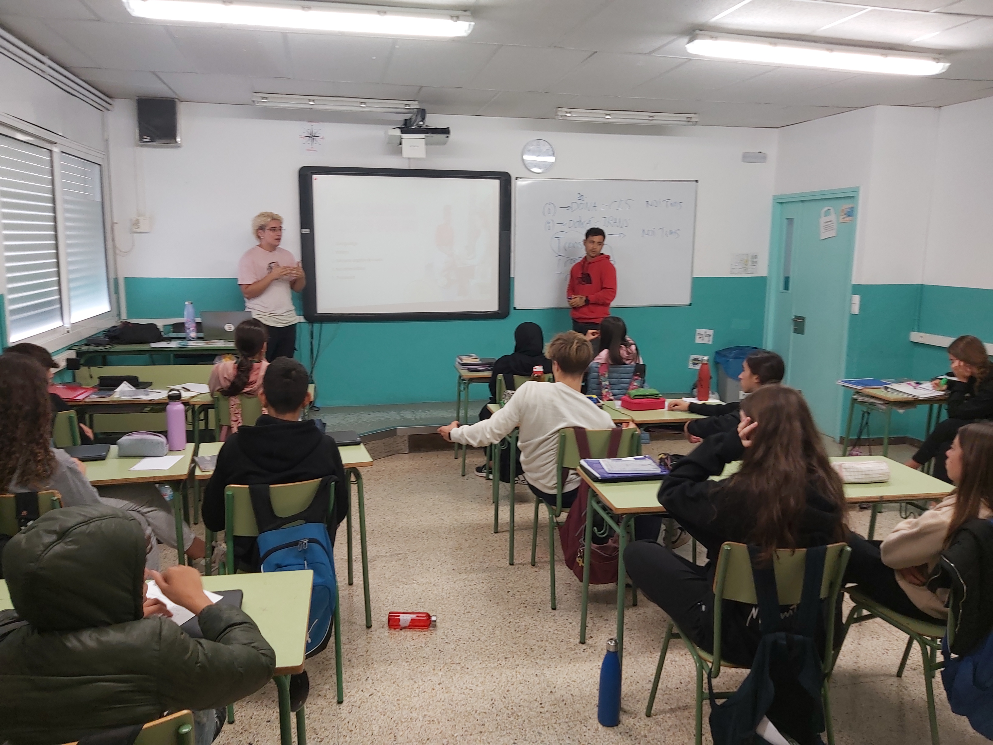 El consell comarcal de la conca de barberà realitza un taller en commemoració del dia internacional per la despatologització trans