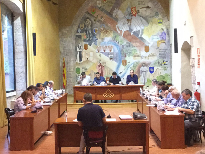 Prenen possessió les noves conselleres comarcals i el nou conseller d’ensenyament