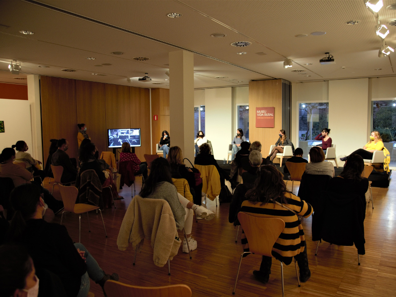 Taula rodona al museu de la vida rural de l'espluga de francolí per celebrar el dia de les dones rurals