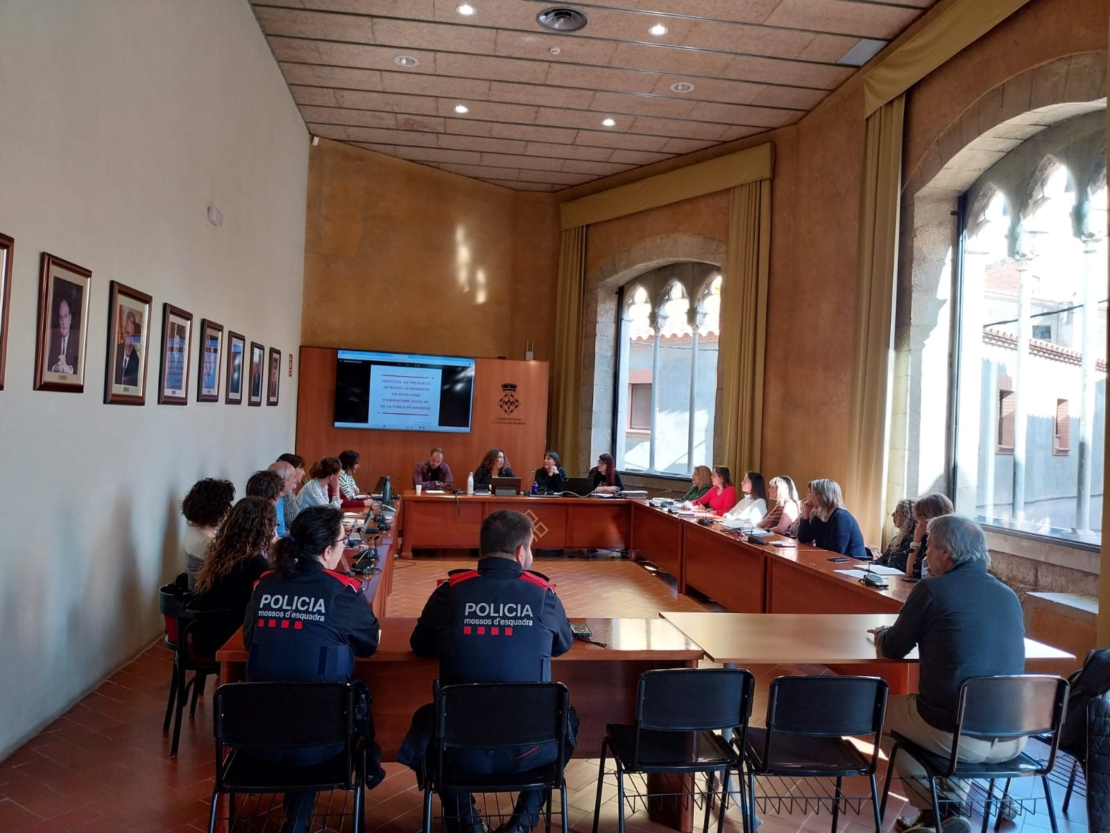 La taula d’atenció a la infància i l’adolescència reforça el seu compromís per garantir el benestar dels infants i joves de la comarca