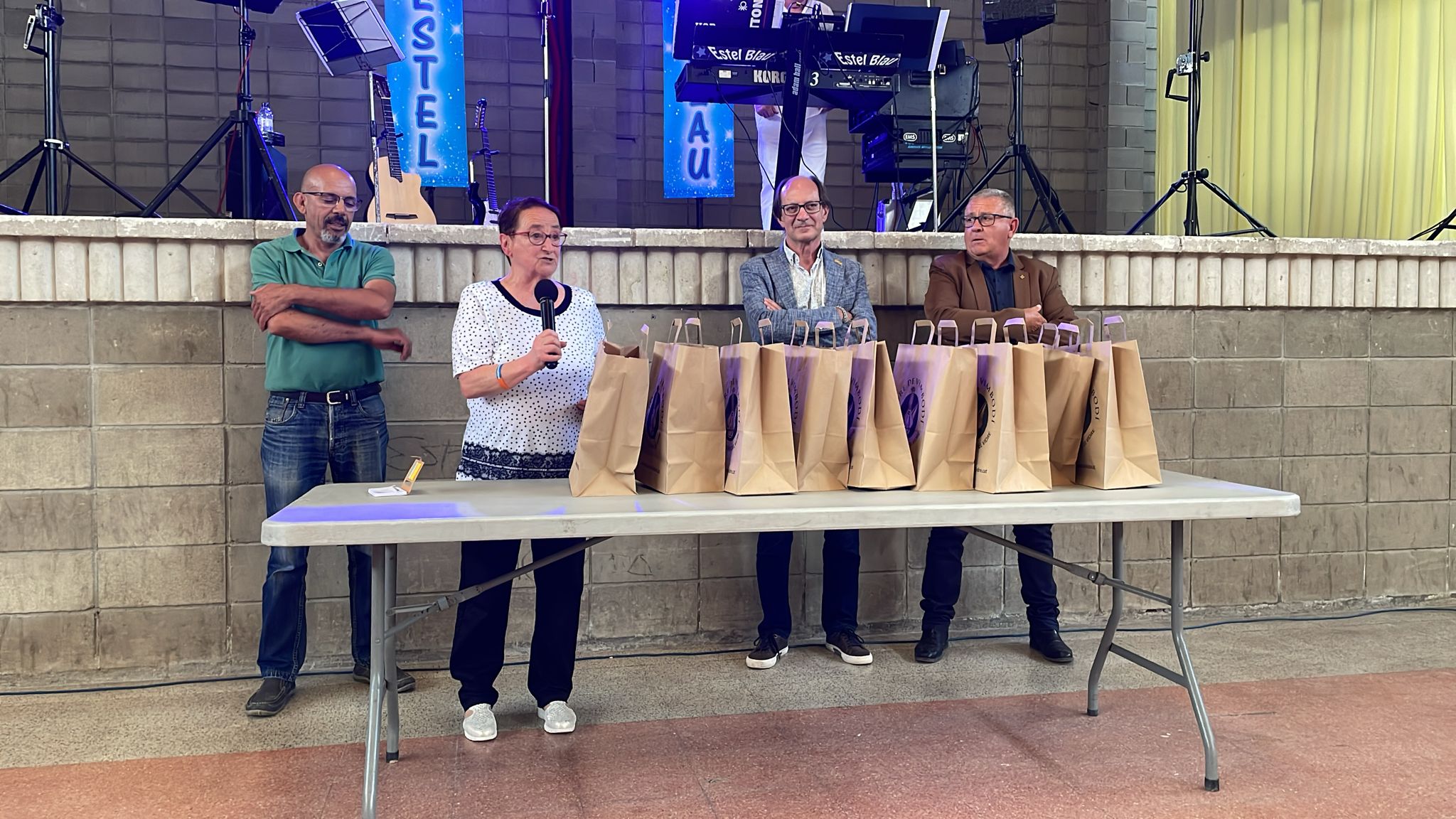 152 persones participen en la xxvii trobada de la gent gran de la conca de barberà 