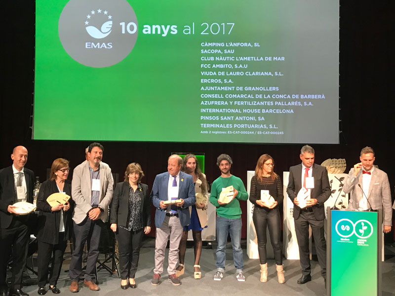 El consell comarcal rep una distinció emas de gestió mediambiental