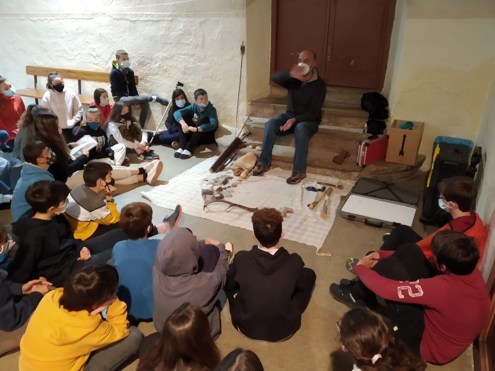 El campus extens de la urv a la conca de barberà i l'iphes apropen l'arqueologia als alumnes de la comarca