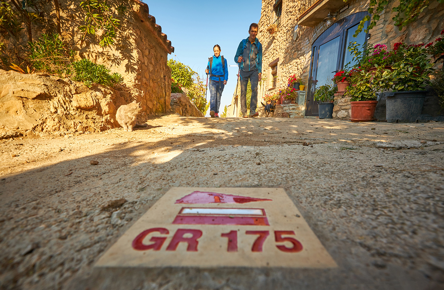 Més de 500 persones han recorregut l’itinerari de la ruta del cister gr 175 aquesta setmana santa