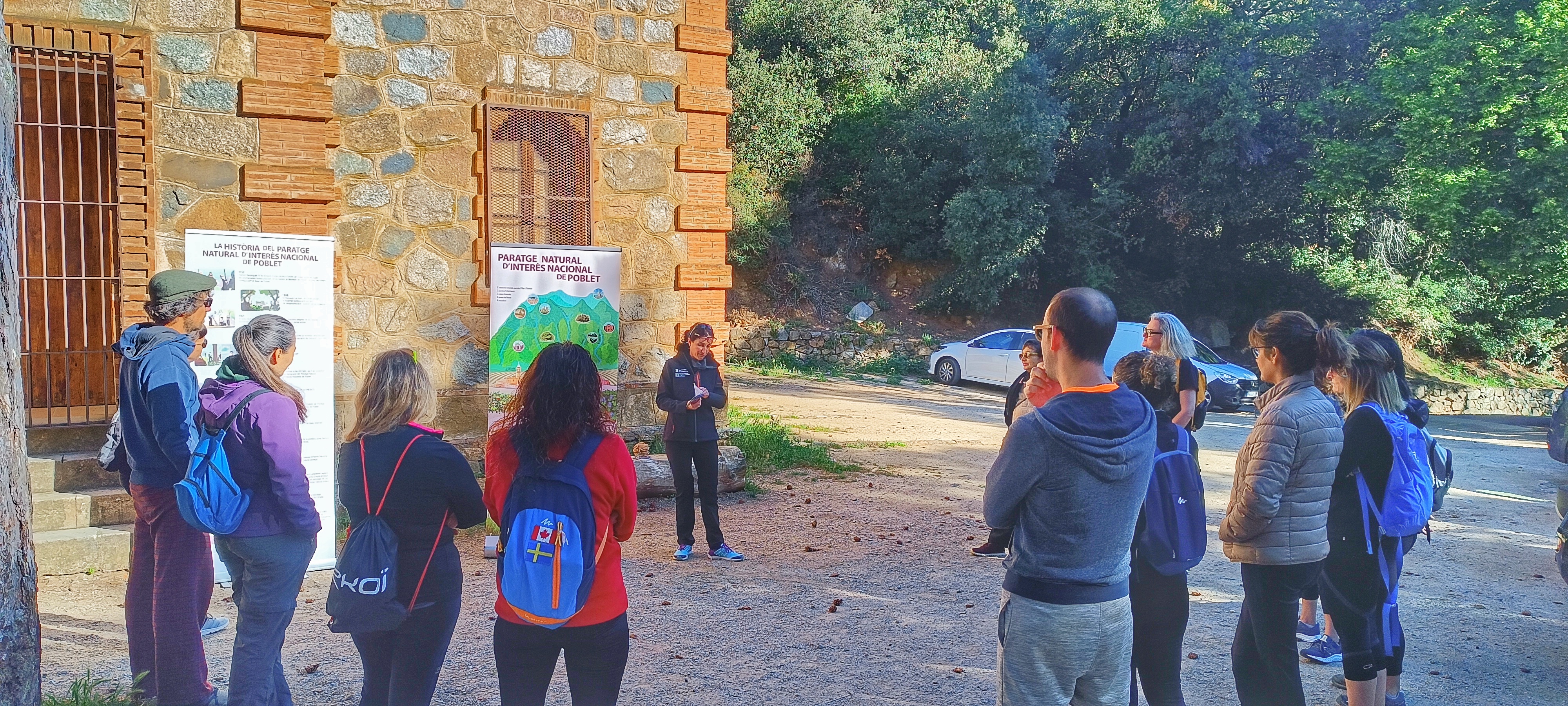 14 professionals del sector turístic de la conca de barberà coneixen les activitats organitzades que s'hi poden realitzar al paratge natural de poblet