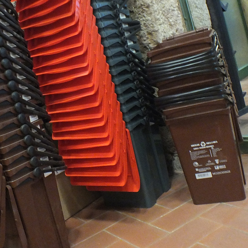 Es posa en marxa el punt d'informació pels nous usuaris del porta a porta a montblanc