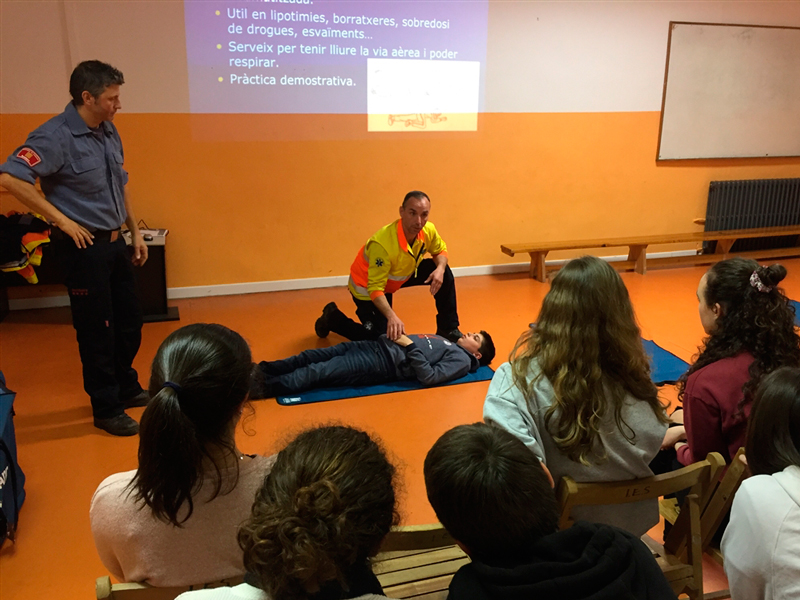 Més de 200 alumnes de tercer d'eso s'han format en la prevenció i els primers auxilis 