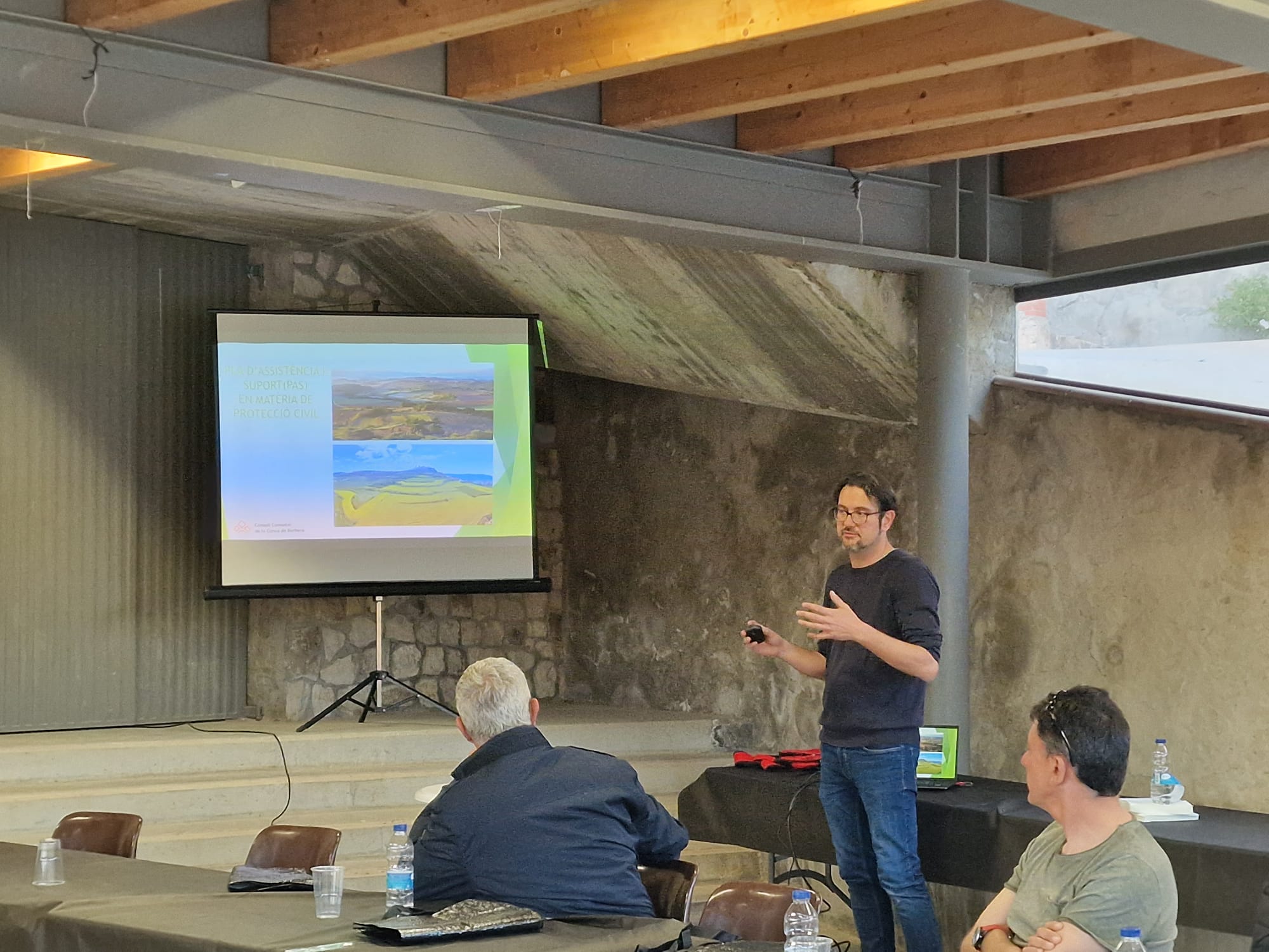 Es presenta el pla d'assistència i suport comarcal en matèria de protecció civil al consell d'alcaldesses i alcaldes de la conca de barberà