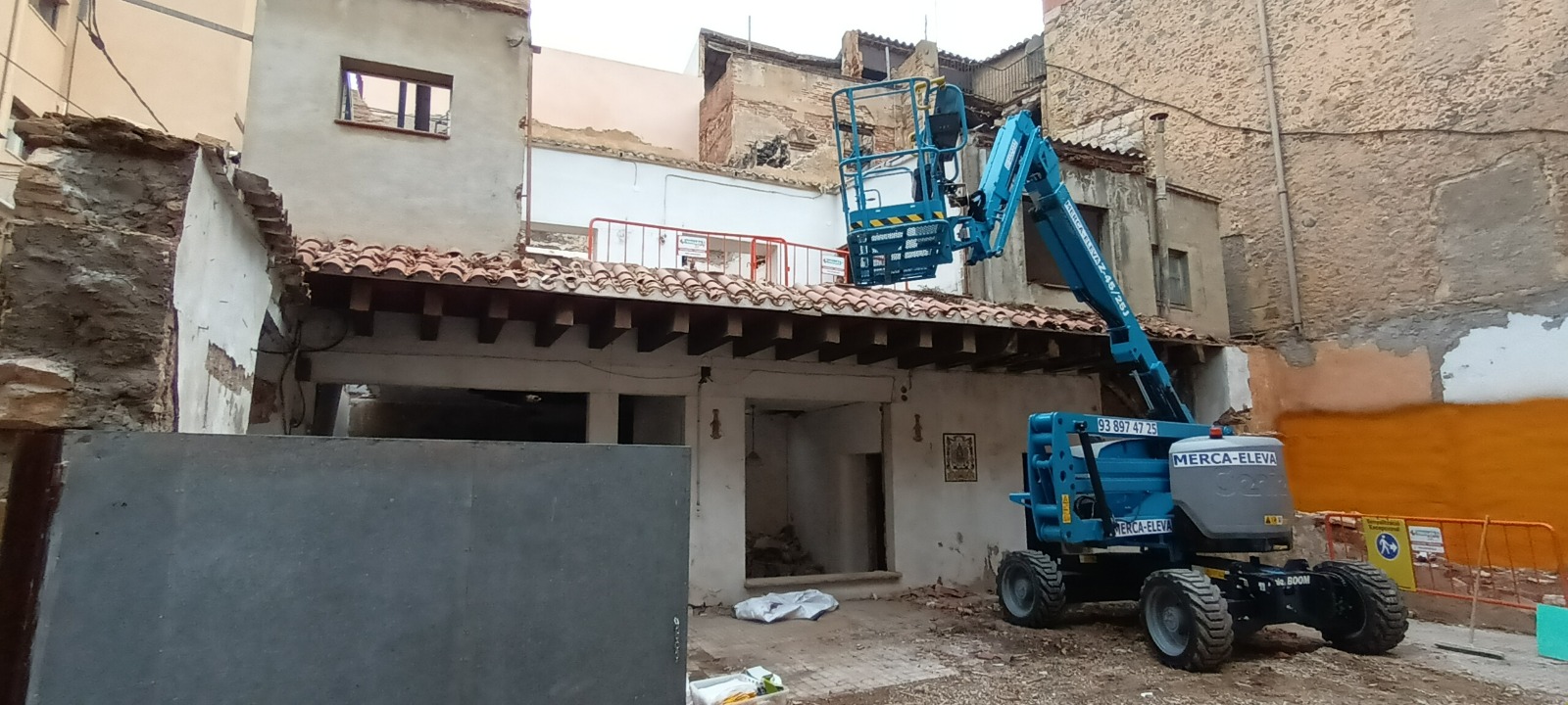 S'inicien les obres d'enderrocament de cal masip