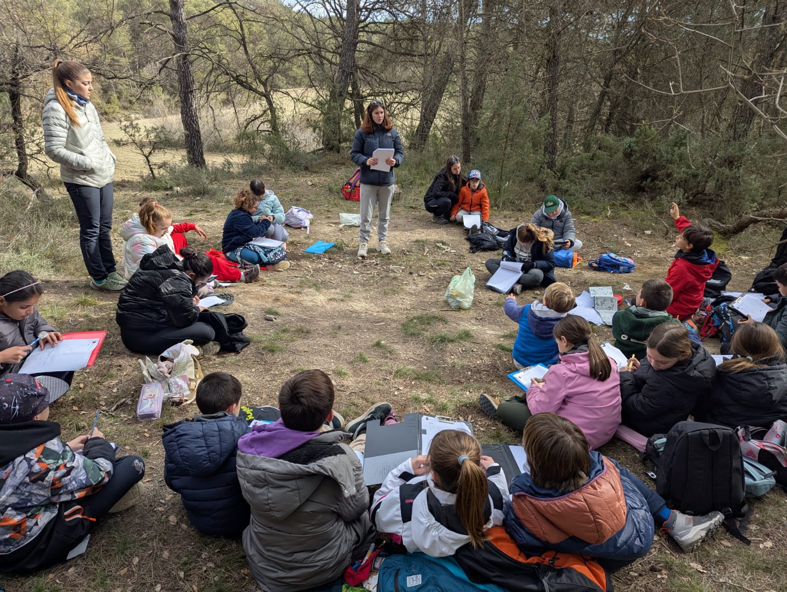 Inici del programa educatiu 'el bosc i els incendis' amb l'escola mare de déu de la serra