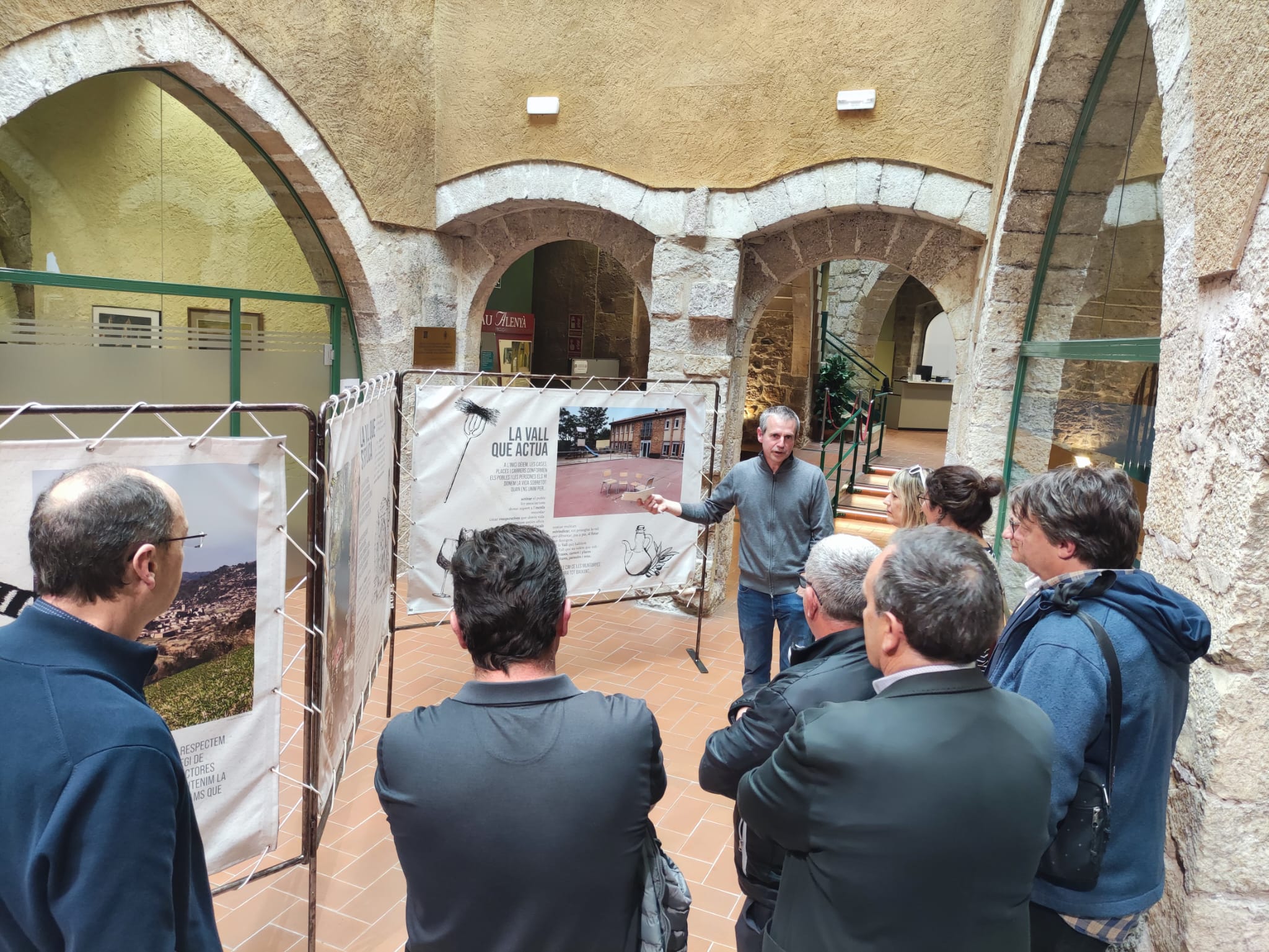 Montblanc tanca amb èxit l’exposició “la vall del corb. quan les persones fan paisatge”