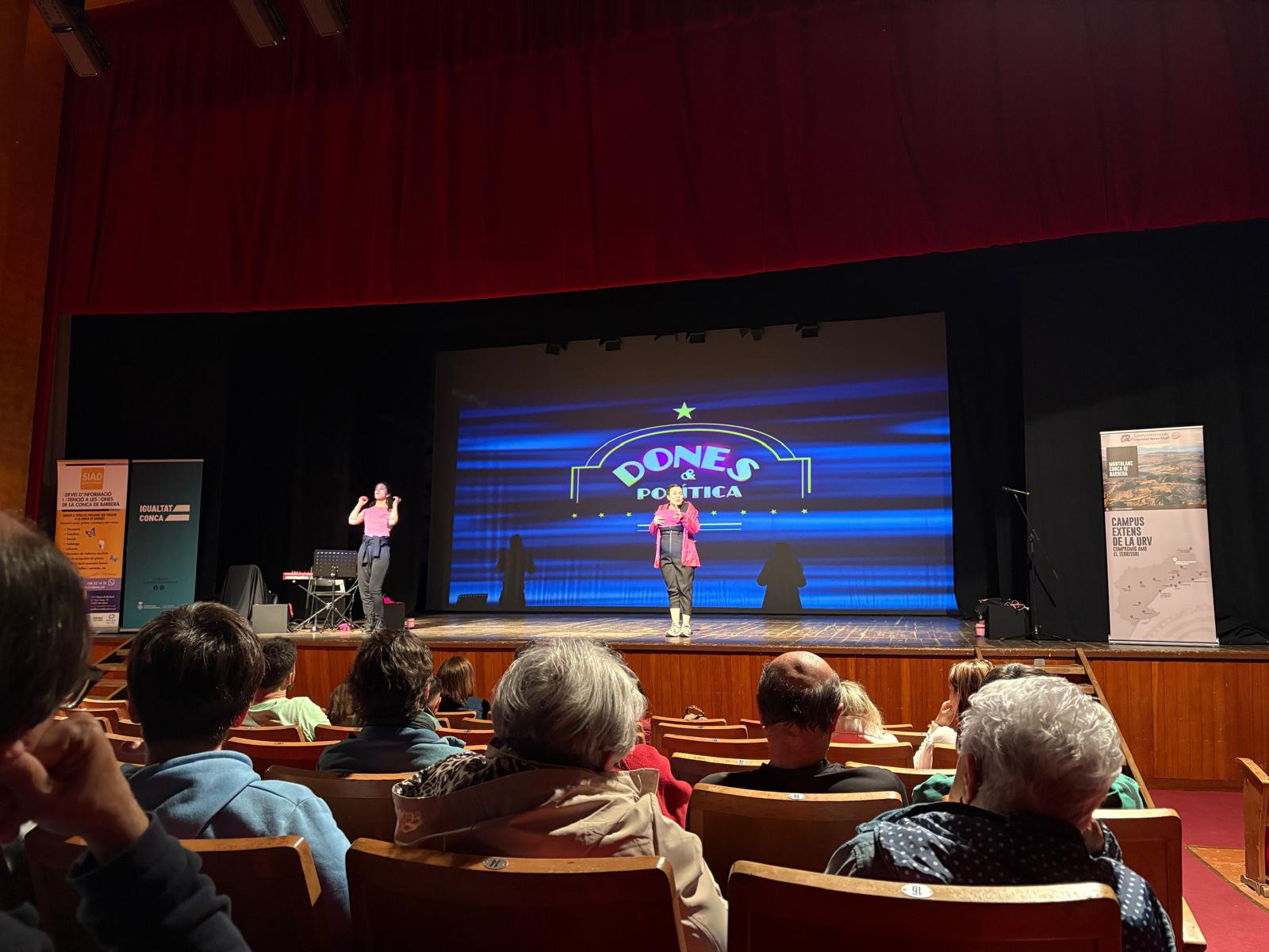 El siad conca de barberà ha donat el tret de sortida a la vii setmana de la salut de les dones amb una obra de teatre al casal de l'espluga de francolí