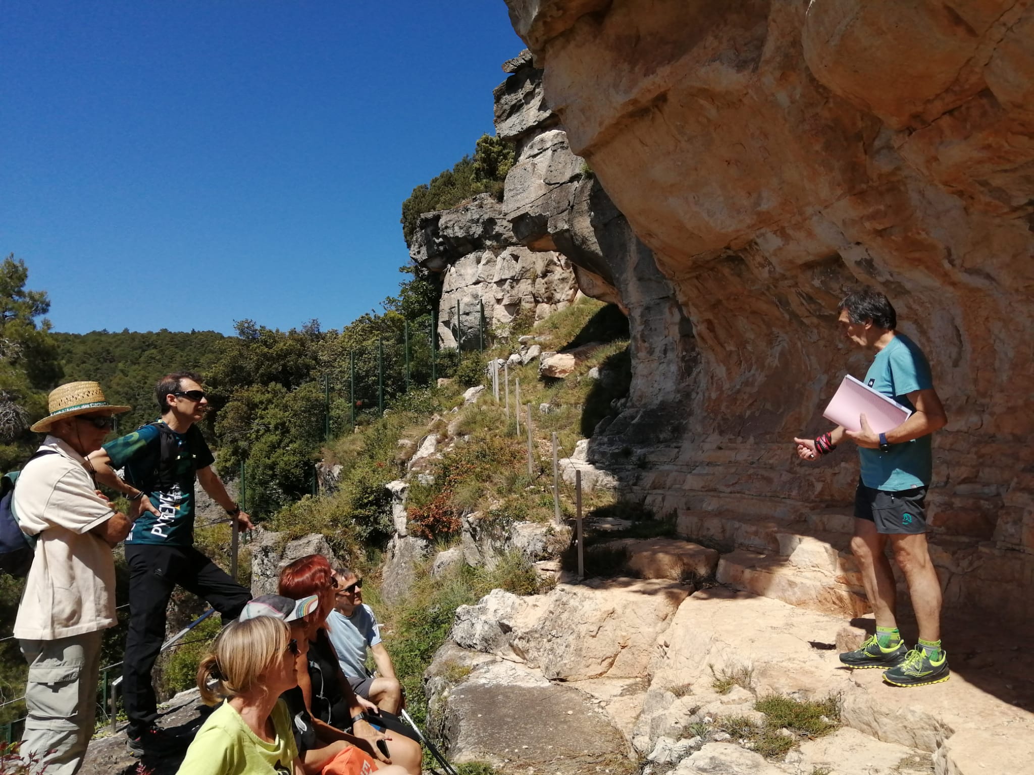 Agents turístics de la conca de barberà participen en una sortida de familiarització per conèixer l’oferta turística de la comarca